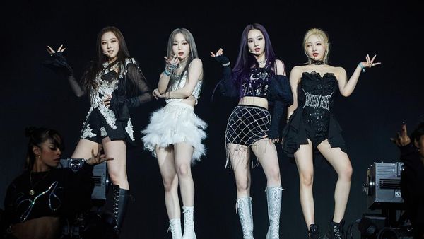 8 Gaya aespa di Coachella 2022, Bikin Fans Pangling dengan Rambut Baru
