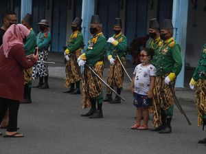 Atraksi Hiburan Prajurit Keraton Solo Sedot Wisatawan