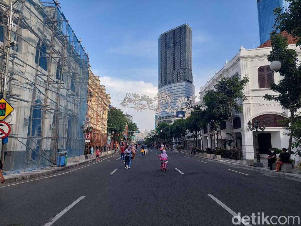 Pekan Terakhir CFD Sore Saat Ramadan, Jalan Tunjungan Surabaya Makin Ramai