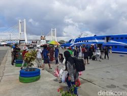 H-8 Lebaran Idul Fitri, Pemudik Mulai Padati Pelabuhan Nusantara Kendari