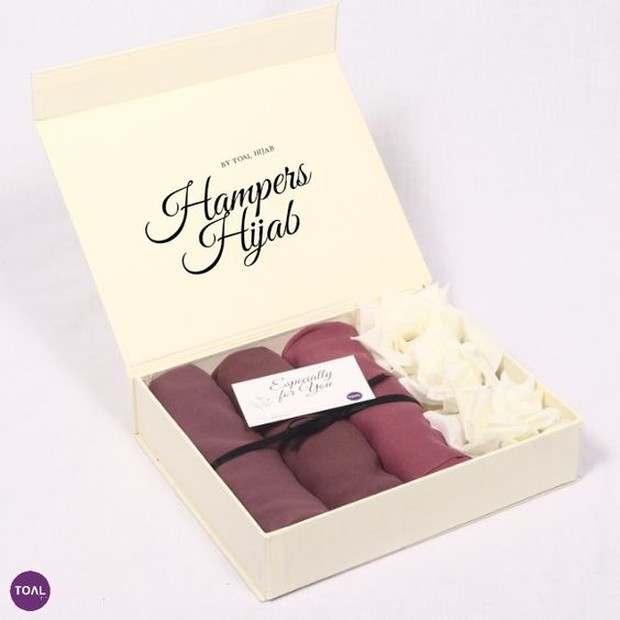 Hampers Set Hijab. Foto : Pinterest/Megasarikiki