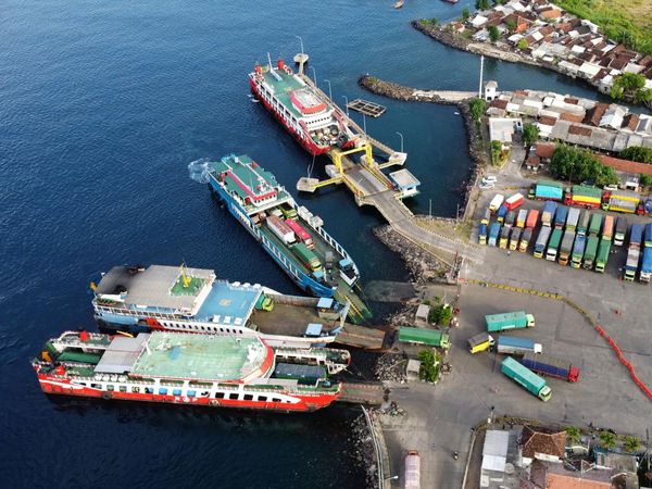 Jelang Pembatasan Angkutan Barang, Begini Kondisi Pelabuhan Ketapang