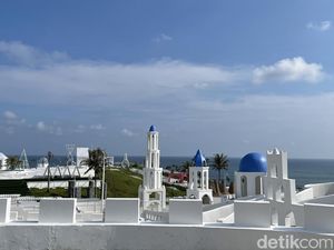 Ini Santorini di Jalur Pantai Selatan Ini Santorini di Jalur Pantai Selatan