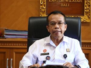 Jamaruli Warning Bule Menari Telanjang di Batur Serahkan Diri Jamaruli Warning Bule Menari Telanjang di Batur Serahkan Diri