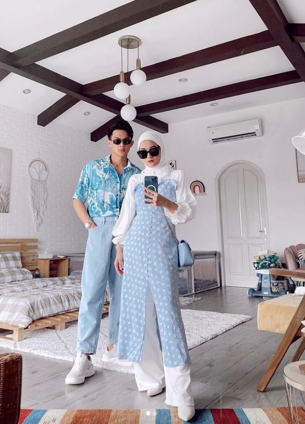 Outfit Couple Dinda dan Rey Soft Blue
