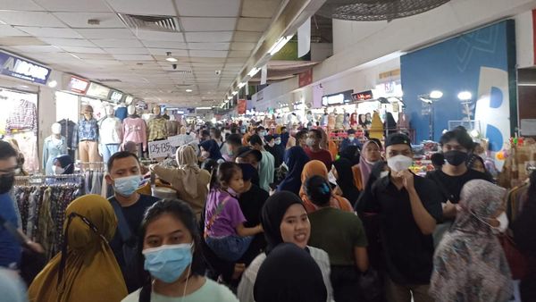 Potret Ingar Bingar Tanah Abang yang Jadi Idaman Jelang Lebaran