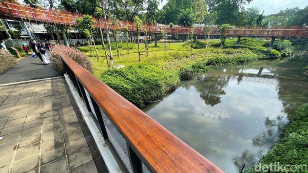 Wajah Baru Tebet Eco Park yang Resmi Dibuka untuk Umum