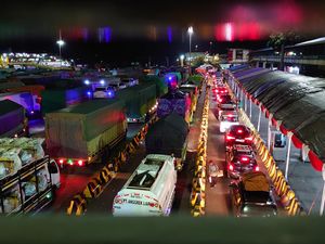 Terungkap, Alasan Banyak Pemudik Menyeberang Merak-Bakauheni Malam Hari Terungkap, Alasan Banyak Pemudik Menyeberang Merak-Bakauheni Malam Hari