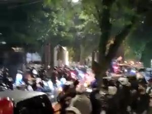 Polisi Ultimatum Kelompok Bermotor di Bandung: Tidak Usah Lagi Konvoi! Polisi Ultimatum Kelompok Bermotor di Bandung: Tidak Usah Lagi Konvoi!