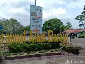 H-8 Lebaran, Terminal Alam Barajo Jambi Sepi Pemudik