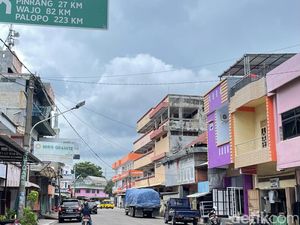 Pemkot Parepare Bentuk Tim Tertibkan Bongkar Muat Barang Dalam Kota Pemkot Parepare Bentuk Tim Tertibkan Bongkar Muat Barang Dalam Kota