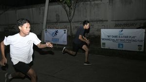 Wow! Serunya Lomba Lari Jalanan di Cikarang