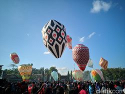 4 Kecamatan di Ponorogo Terpantau Terbangkan Balon Udara