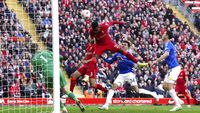 Bungkam Everton, Liverpool Tempel Ketat Man City