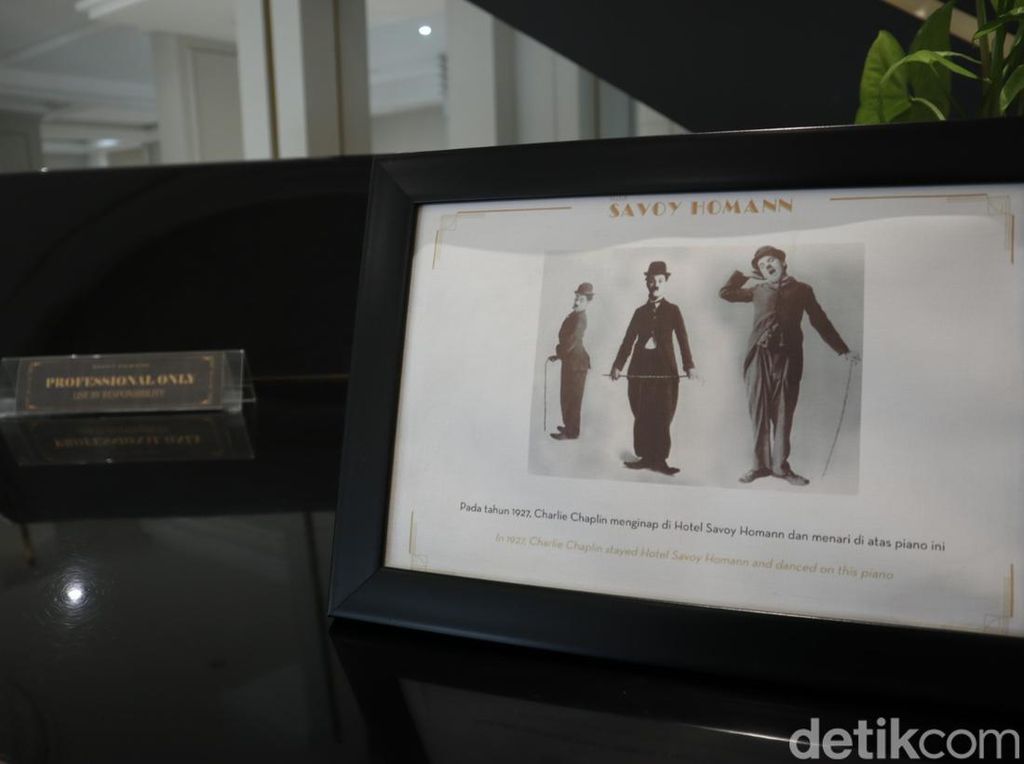 Sepenggal Kisah Charlie Chaplin Bermain-Menari di Atas Piano Hotel Bandung