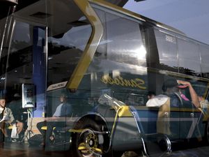 3 Kode Sopir Bus Ketika Ada Copet dalam Kabin 3 Kode Sopir Bus Ketika Ada Copet dalam Kabin
