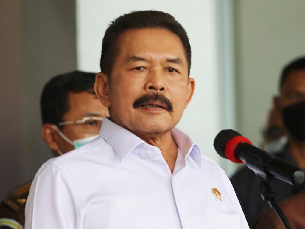 Jaksa Agung: Jaksa Jangan Terpengaruh Isu Politik di Kasus Minyak Goreng!