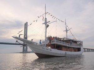 Ada Kapal Pinisi Tenggelam di Labuan Bajo, TNI AL Inspeksi Alat Keselamatan Ada Kapal Pinisi Tenggelam di Labuan Bajo, TNI AL Inspeksi Alat Keselamatan