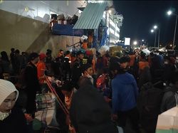 Cerita Penumpang di Parepare Kala Mudik di Hari Lebaran: Salat di Kapal