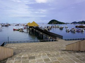 Mengintip Pantai Marina Labuan Bajo yang Makin Cantik