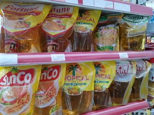 Harga Minyak Goreng di Alfamart dan Indomaret Turun, Imbas Larangan Ekspor?
