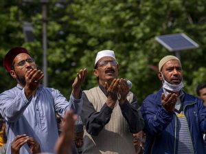 Doa yang Dibaca Sebelum Yasinan: Arab, Latin dan Terjemahannya