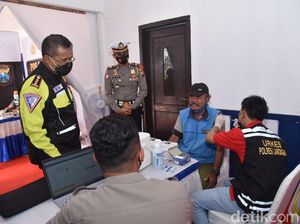Pos Pelayanan di Lamongan Full Fasilitas Mulai Ngopi hingga Bengkel Gratis Pos Pelayanan di Lamongan Full Fasilitas Mulai Ngopi hingga Bengkel Gratis