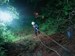 Diduga Mabuk, Pria di Rawalumbu Bekasi Terperosok ke Jurang