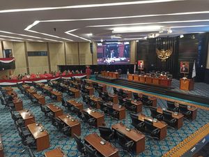 Kritik Jangan Pencitraan Belaka Gegara Anies Absen Paripurna Kritik Jangan Pencitraan Belaka Gegara Anies Absen Paripurna