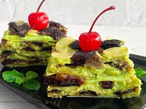 Resep Pembaca: Resep Lasagna Pandan Kurma yang Legit Wangi untuk Takjil