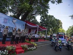 Polda Metro Jaya Lepas Ratusan Penumpang Mudik Gratis
