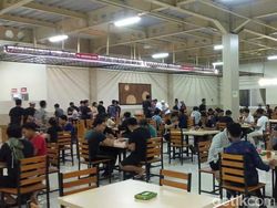 Wajib Mampir saat Mudik, Resto Legendaris Ini Dekat Exit Tol Ngawi