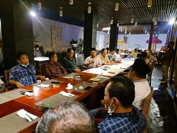 Anggota DPR RI Sarmuji Serap Aspirasi Kades soal Revisi Perpres 104/2021