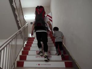 Keseruan Lomba Maraton di Gedung Pencakar Langit Korsel