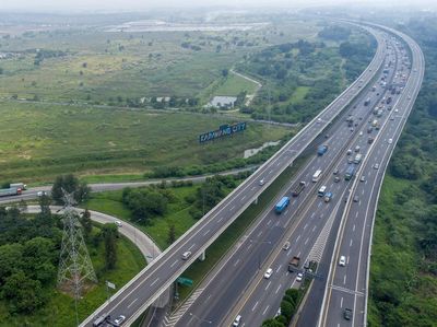 Suasana Uji Coba Gage di Tol Cikampek