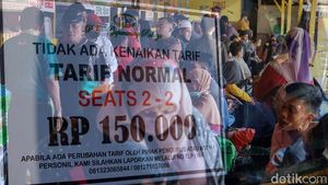 H-7 Lebaran, Terminal Bus Pondok Pinang Diserbu Calon Pemudik