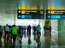 Mulai Hari Ini, Naik Pesawat-KA Wajib Booster atau Tes COVID