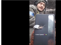 Nyawa Tentara Ukraina Selamat, Peluru Rusia Tersangkut di Ponsel