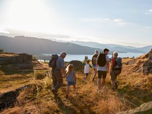 5 Tips Road Trip Bareng Keluarga agar Nyaman di Perjalanan