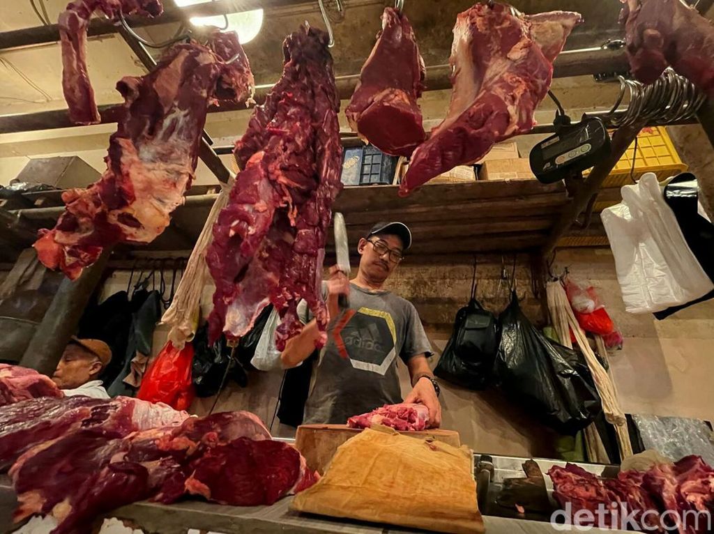 Pantauan Harga Pangan di Pasar Usai Lebaran: Telur hingga Daging Sapi Mahal! Pantauan Harga Pangan di Pasar Usai Lebaran: Telur hingga Daging Sapi Mahal!