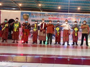 32 KK Transmigran di NTT Terima Kunci Rumah pada Puncak HUT Ke-9 Malaka