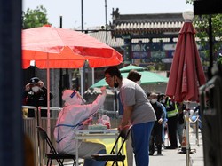 Ribuan Warga Beijing Dipaksa Jalani Karantina Meski Negatif COVID-19