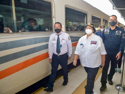 Pemerintah Antisipasi Tumpukan Sampah di Stasiun-Pelabuhan