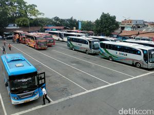 Tarif Bus AKDP Kelas Ekonomi di Jawa Barat Naik 15,99 Persen Tarif Bus AKDP Kelas Ekonomi di Jawa Barat Naik 15,99 Persen