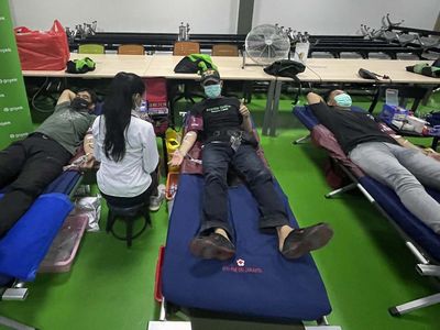 Layani Masyarakat, PMI Percepat Pengiriman Darah