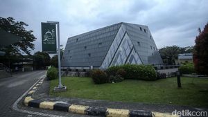 Masjid Al Safar di Rest Area Ini Diarsiteki Ridwan Kamil