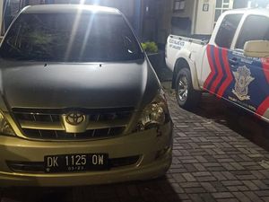 Innova Viral Diamuk Warga Tabrak 3 Motor-1 Mobil, Begini Kondisi Korban