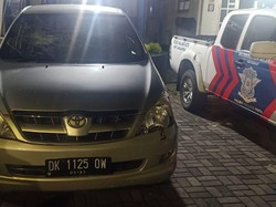 Innova Viral Diamuk Warga Tabrak 3 Motor-1 Mobil, Begini Kondisi Korban