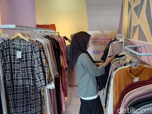 Jelang Lebaran, Pedagang Pakaian di Kendari Raup Untung 2 Kali Lipat
