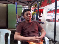 Tolong! Korban Kebakaran Pasar Gembrong Butuh Selimut hingga Baju Anak